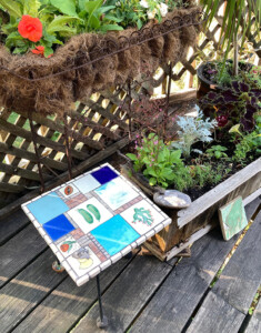 "crazy-quilt table" detail